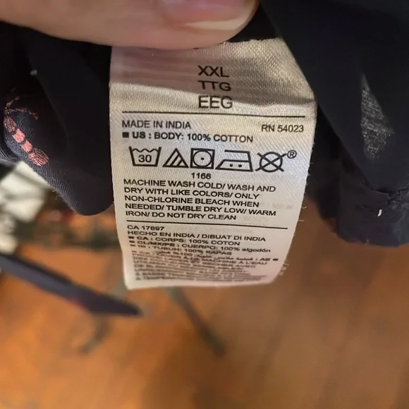 🦞🦞🦞BOGOHO 🦞🦞🦞Crawfish Button Up Shirt - Picture 8 of 9